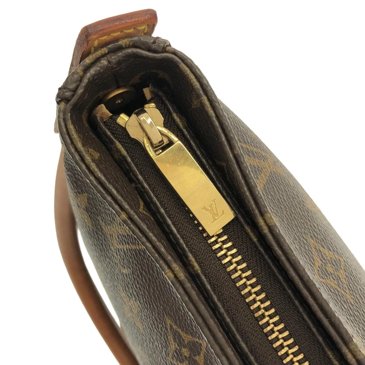 LOUIS VUITTON Looping M51146 Shoulder Monogram Black Monogram Rank A - Thumbnail 3