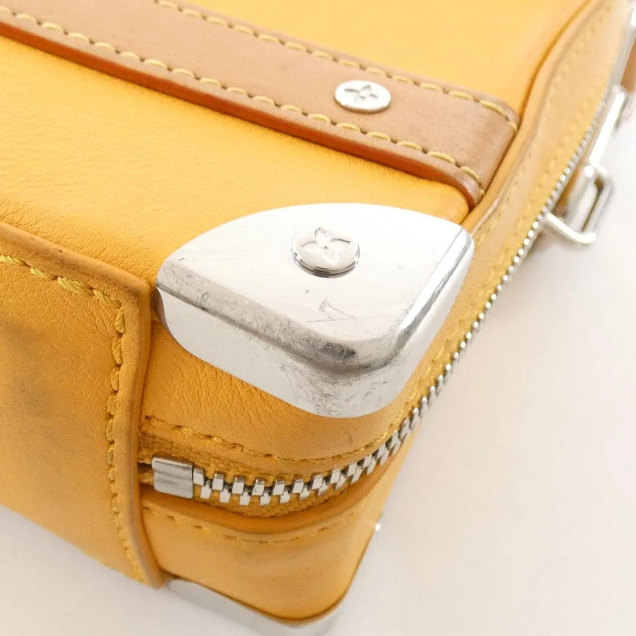 LOUIS VUITTON Soft Trunk M59669 肩背包 黑色 中古品B - 縮圖 3