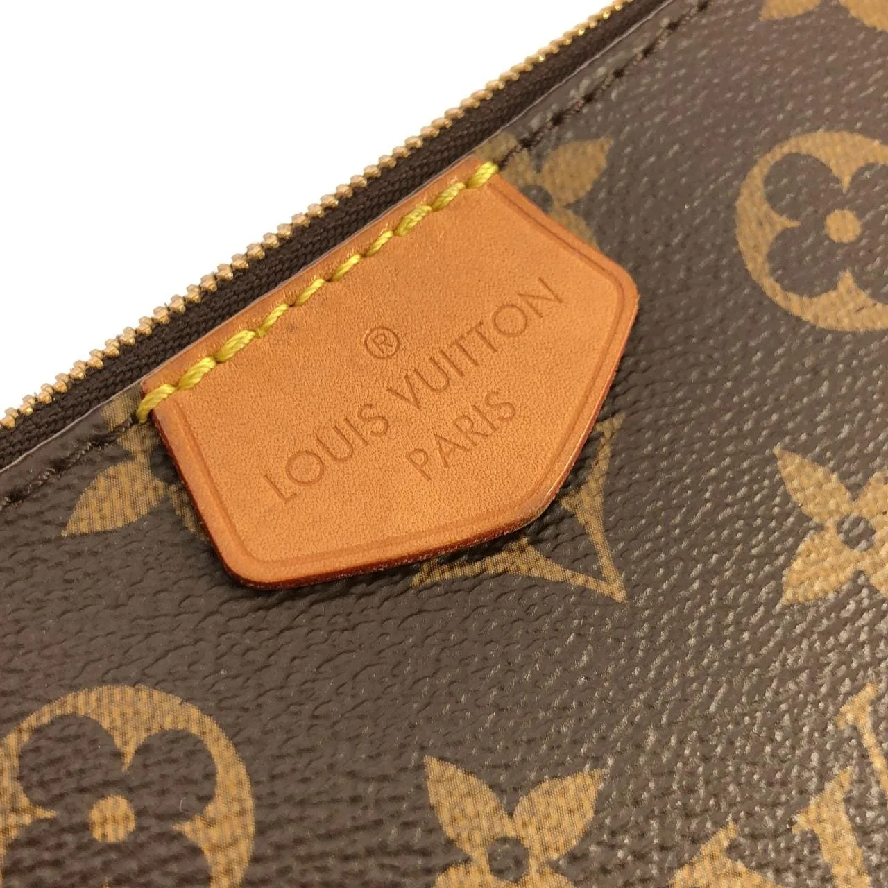 LOUIS VUITTON Pochette M44840 Shoulder Monogram 黑色 Monogram 中古品A - 縮圖 4