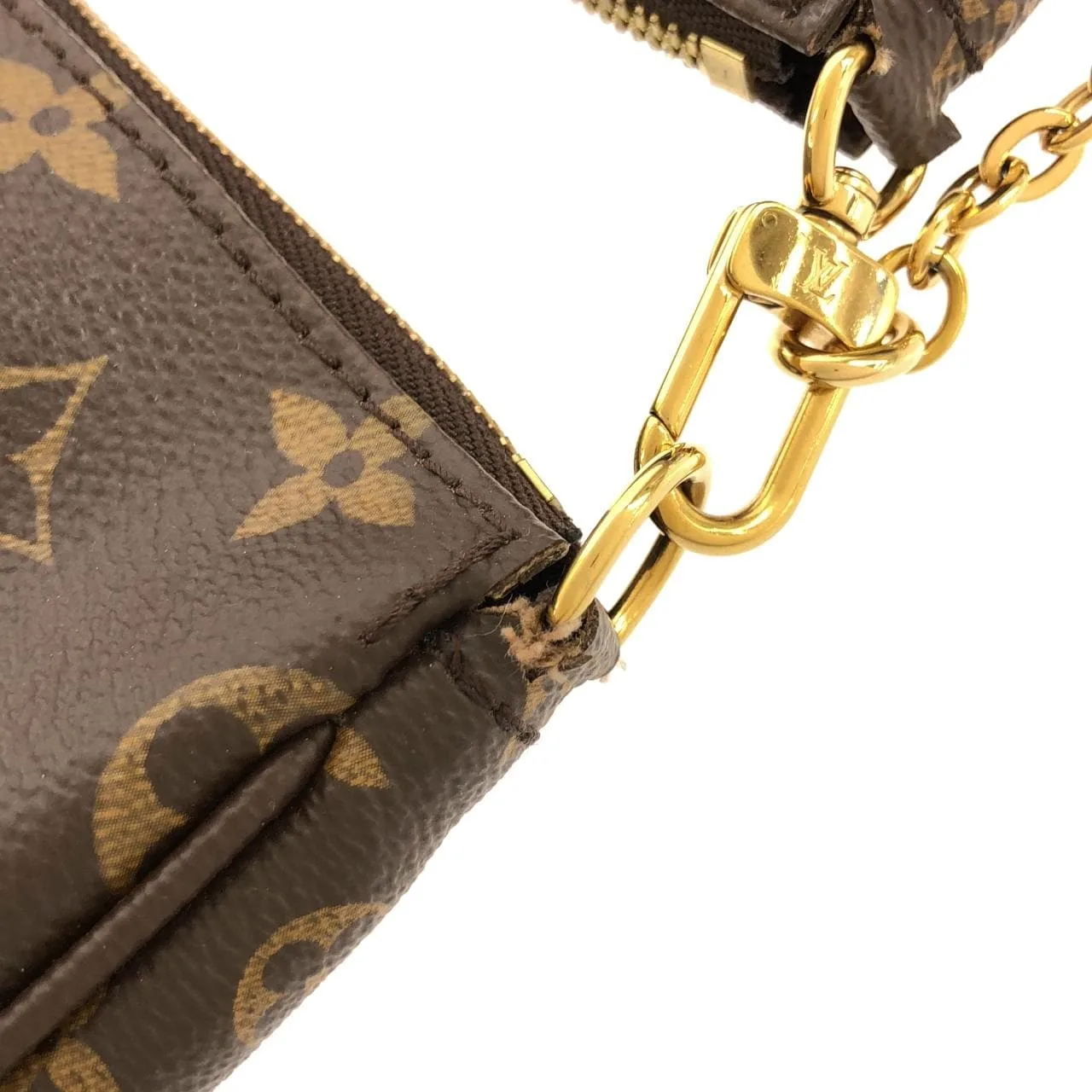 LOUIS VUITTON Pochette M44840 Shoulder Monogram 黑色 Monogram 中古品A - 縮圖 5