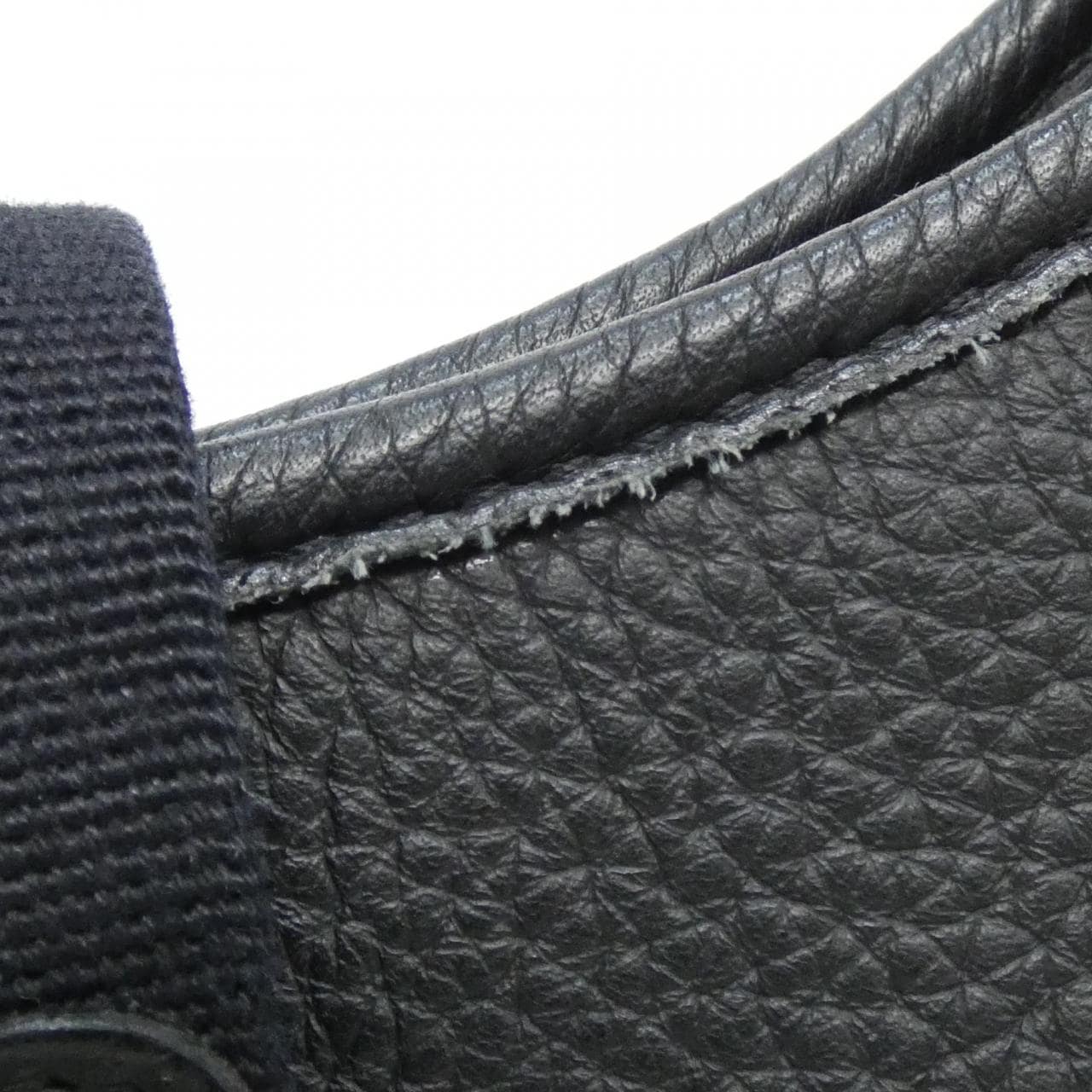 HERMES HERMÈS Shoulder Bag Togo Black Togo Leather - Thumbnail 6