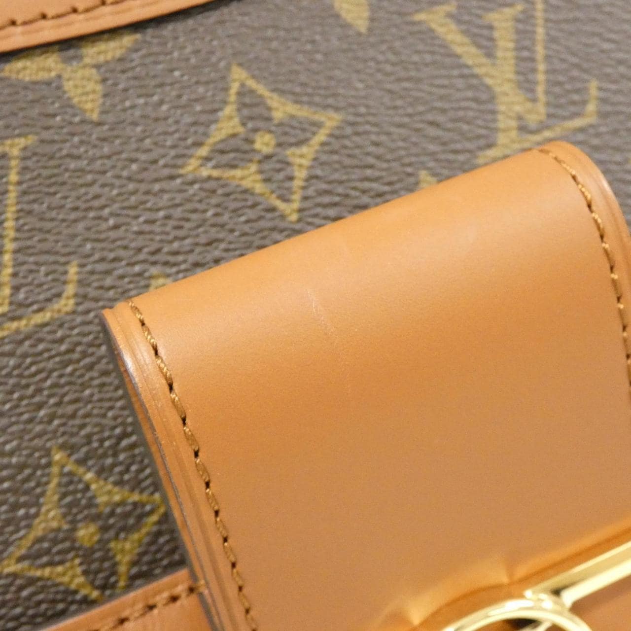 LOUIS VUITTON Dauphine M45195 Shoulder Bag Monogram 黑色 Monogram 中古品A - 縮圖 4