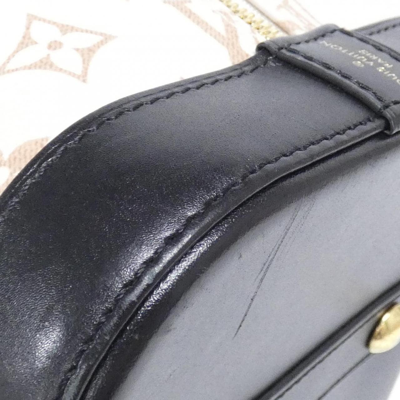 LOUIS VUITTON Alma M46921 Bag Monogram Black Monogram - Thumbnail 2