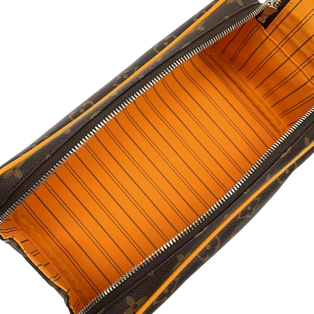 LOUIS VUITTON M12643 Pouch Monogram 黃色 Monogram 中古品A - 縮圖 8