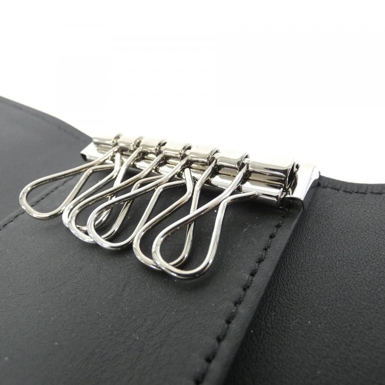 LOUIS VUITTON M82604 Key Case Monogram Black Monogram Rank A - Thumbnail 6