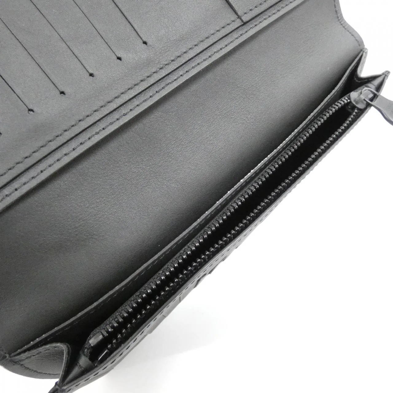 LOUIS VUITTON M69038 Wallet Monogram 黑色 Monogram 中古品A - 縮圖 6