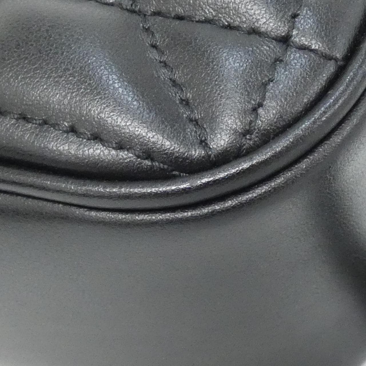 GUCCI Marmont 447632 UM8BN Shoulder Bag Leather 黑色 皮革 中古品A - 縮圖 3