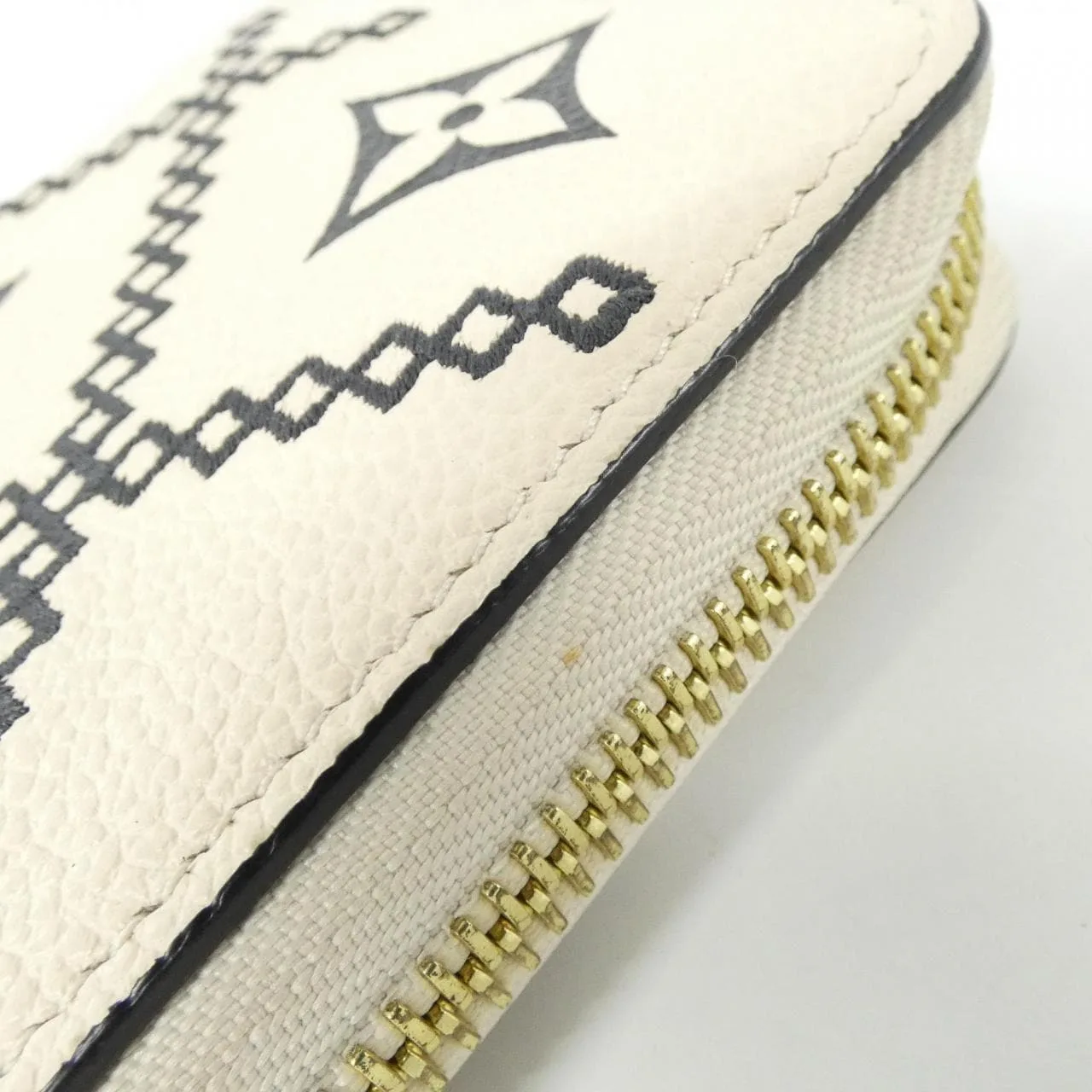 LOUIS VUITTON M81141 Wallet Monogram 黑色 Monogram 中古品A - 縮圖 3