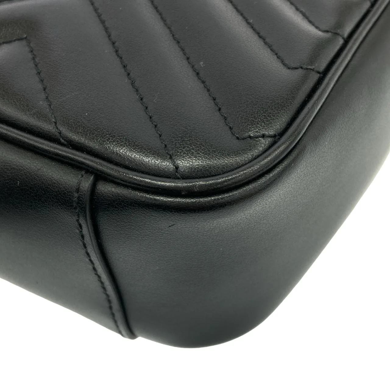 GUCCI Marmont 443497 DTDFV Shoulder Leather 黑色 皮革 中古品A - 縮圖 3