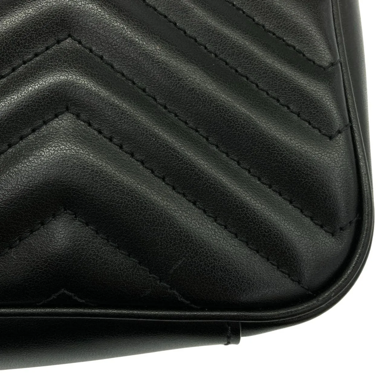 GUCCI Marmont 443497 DTDFV Shoulder Leather 黑色 皮革 中古品A - 縮圖 5