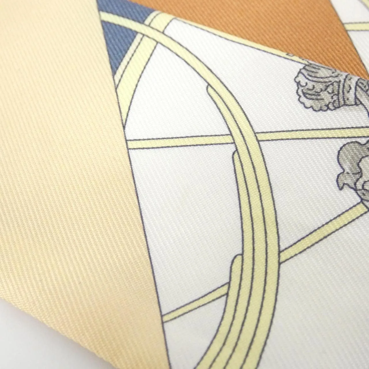 HERMES 063932S Scarf White Rank A - Thumbnail 3