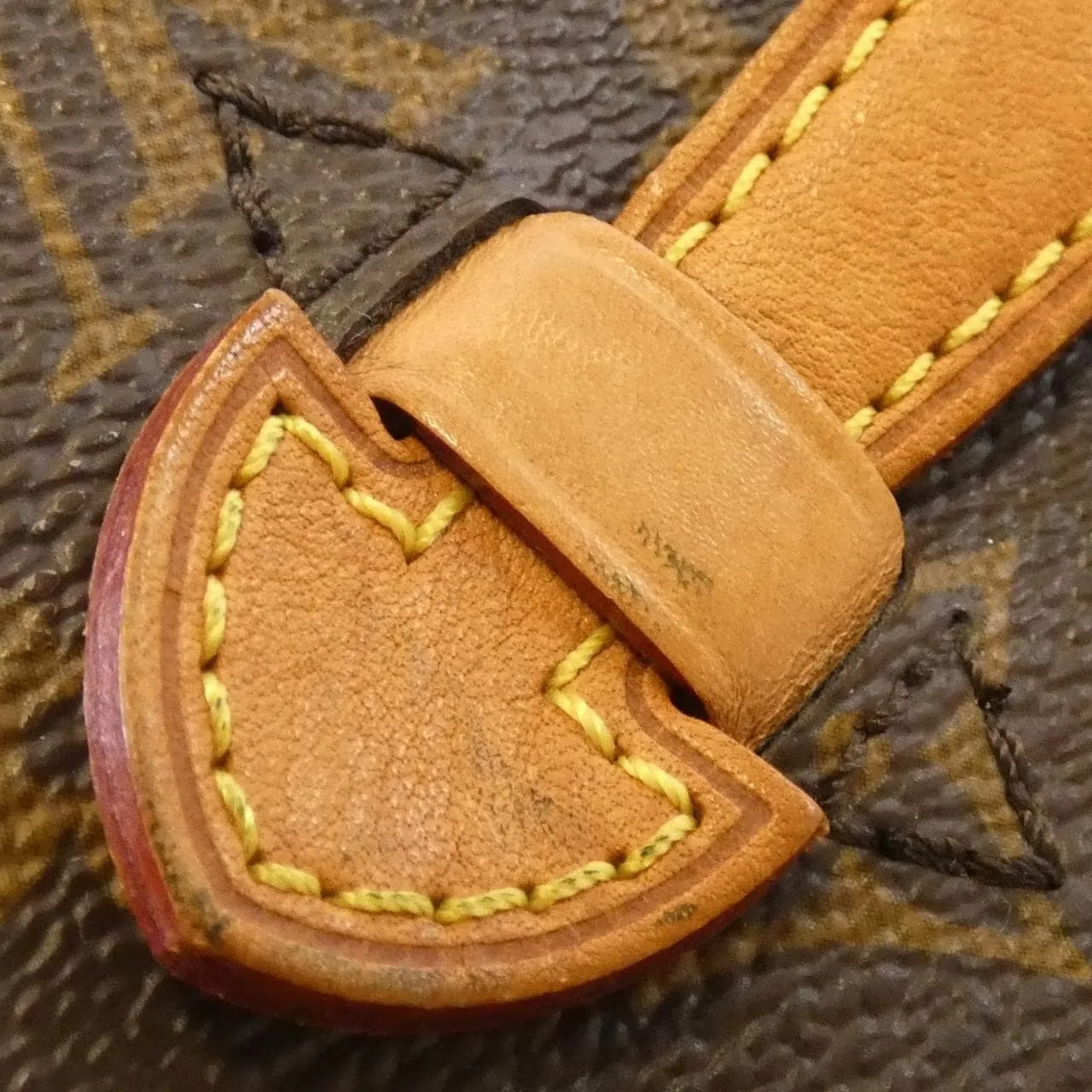 LOUIS VUITTON Bum Bag M43644 Shoulder Monogram 黑色 Monogram 中古品B - 縮圖 8