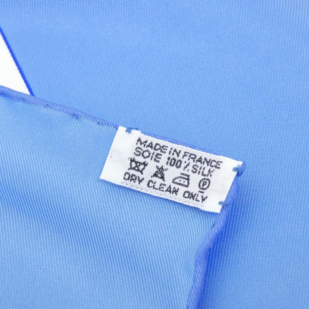 HERMES Scarf 3