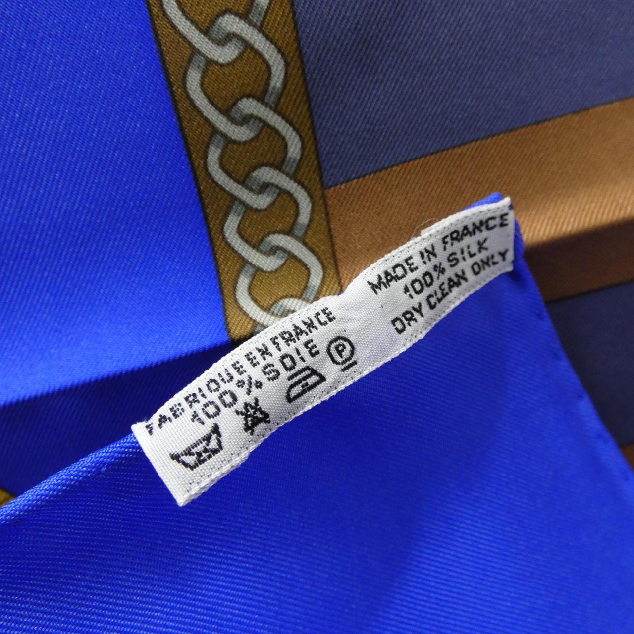 HERMES Plume Scarf 4