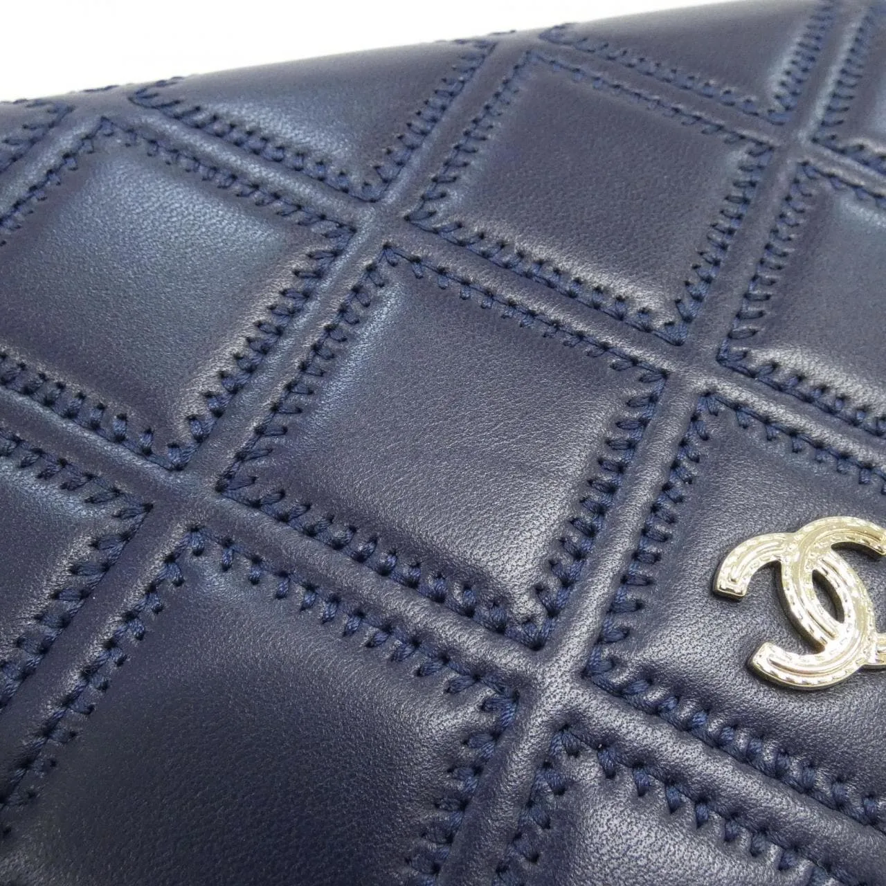 CHANEL 82705 Wallet Lambskin Navy Lambskin Rank A - Thumbnail 4