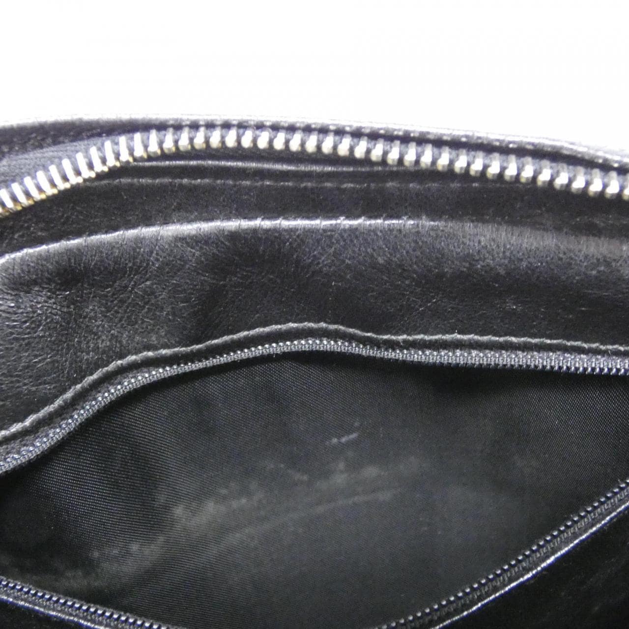 CHANEL Shoulder Bag Caviar Leather 黑色 Caviar Leather 中古品A - 縮圖 8