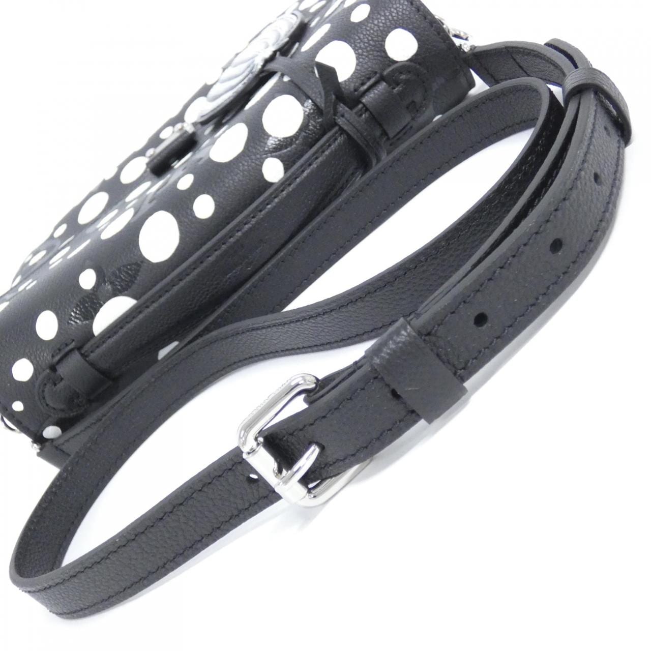 LOUIS VUITTON Pochette M46409 Pochette Black - Thumbnail 5