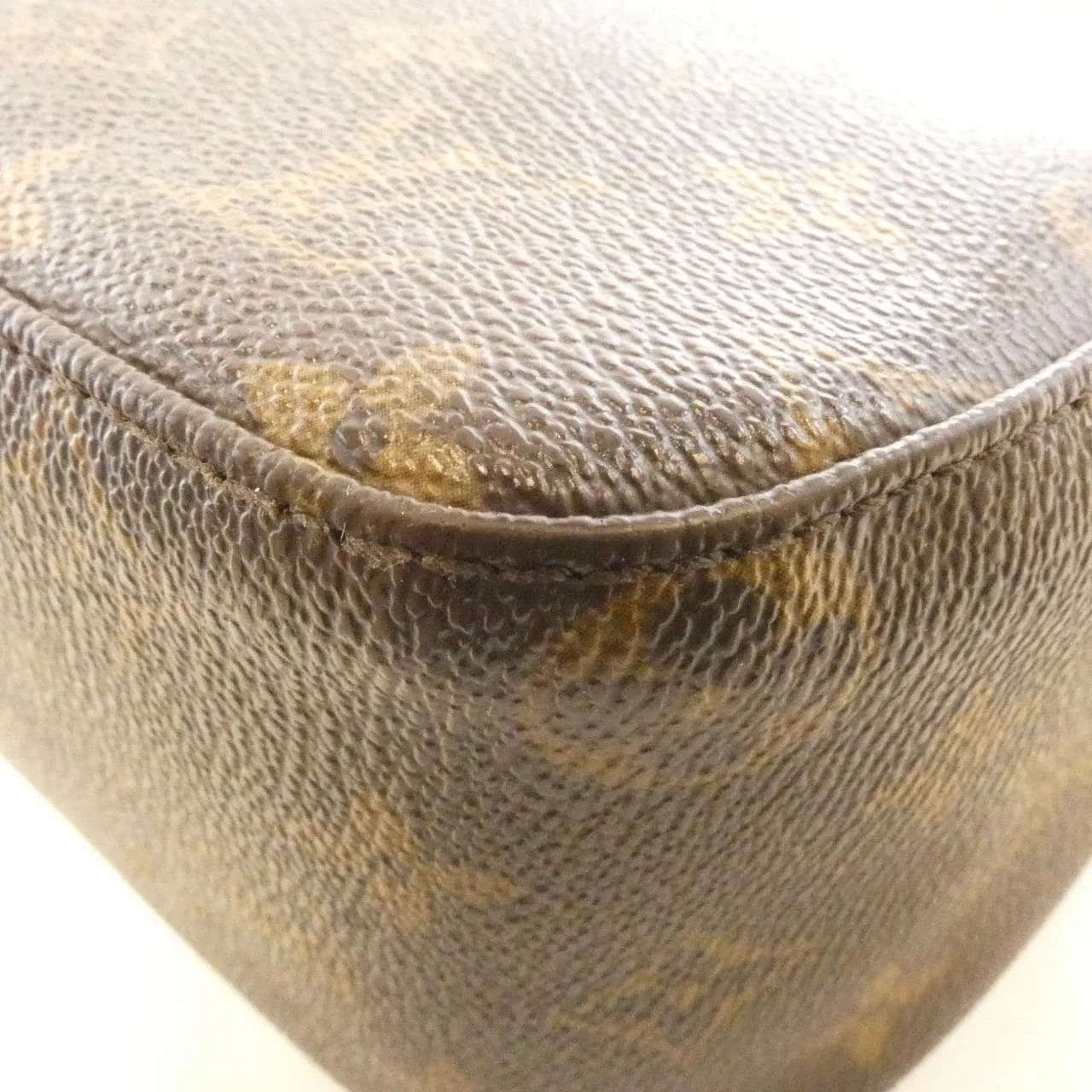 LOUIS VUITTON Looping M51146 Shoulder Monogram Black Monogram Rank B - Thumbnail 2