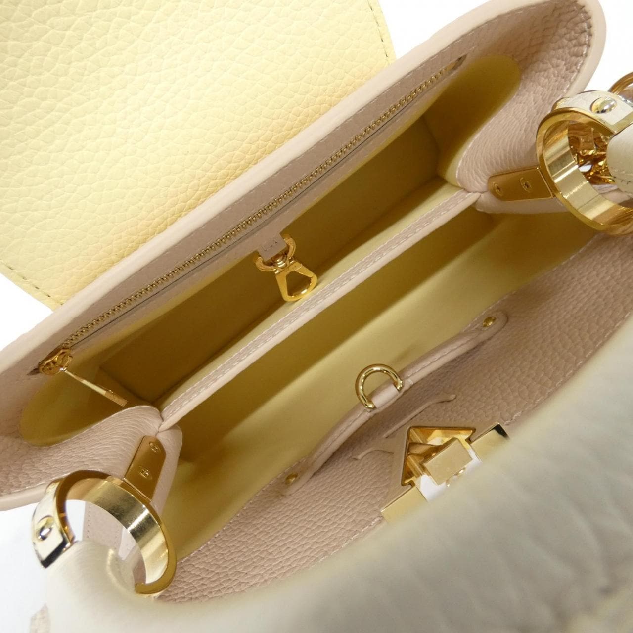 LOUIS VUITTON Capucines M22514 Bag Beige Rank A - Thumbnail 6
