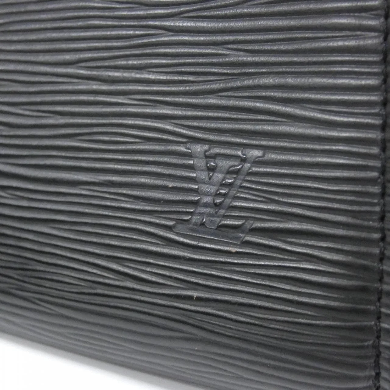 LOUIS VUITTON Pochette M52942 Pochette Epi 黑色 Epi 中古品A - 縮圖 4