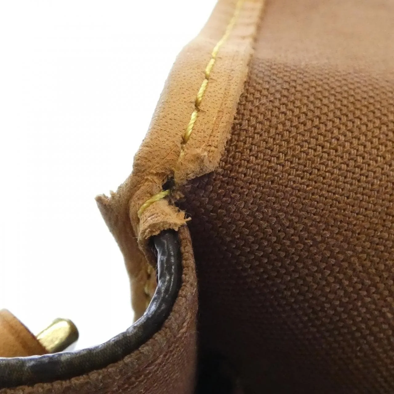 LOUIS VUITTON M40106 Shoulder Monogram