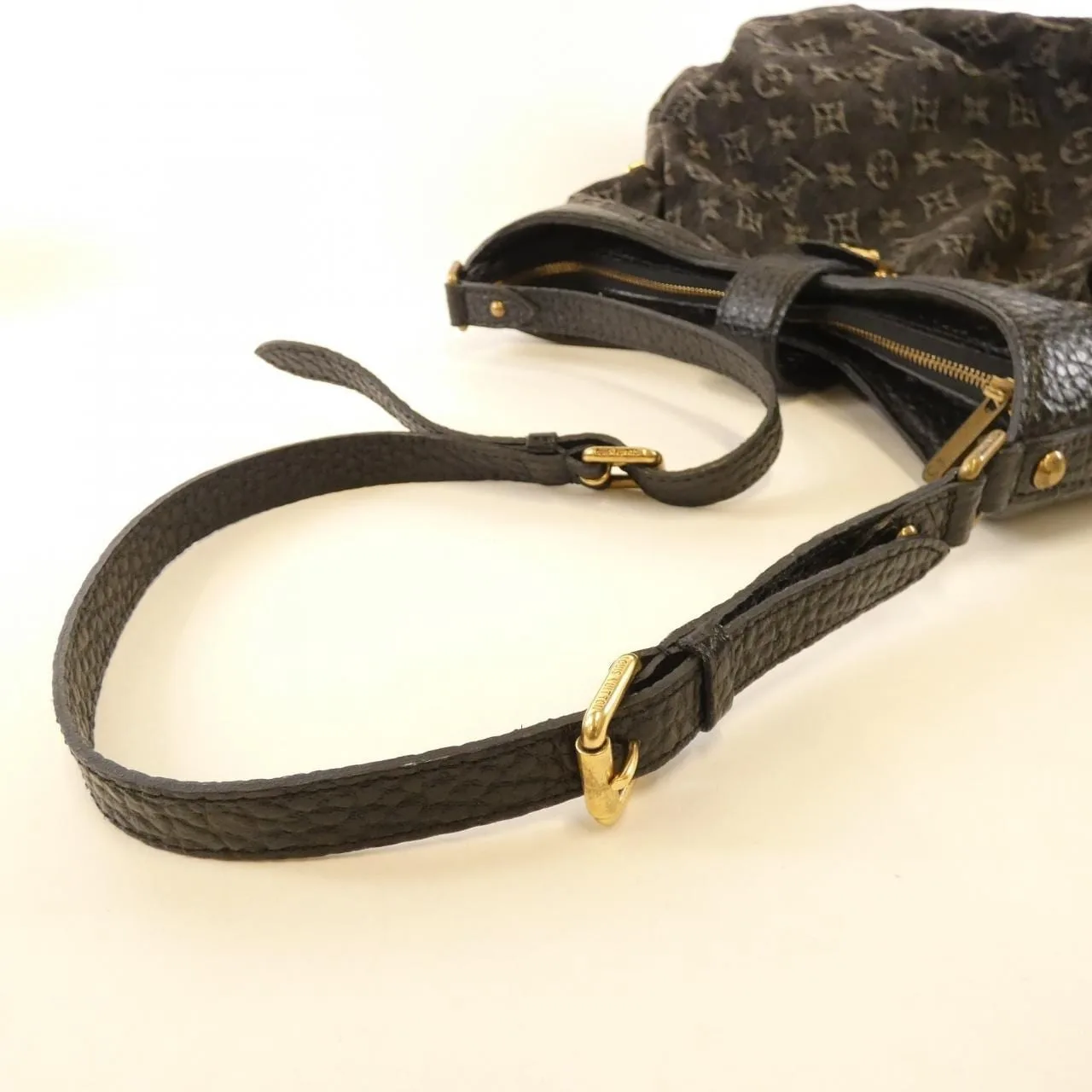 LOUIS VUITTON M95608 Shoulder Monogram Black Monogram Rank B - Thumbnail 5