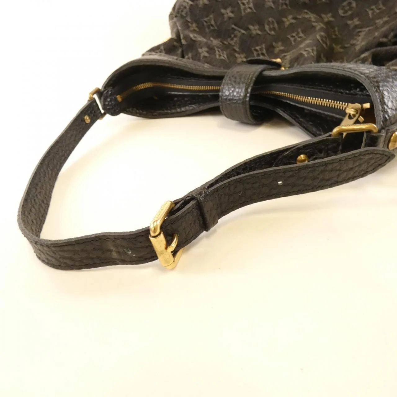 LOUIS VUITTON M95608 Shoulder Monogram Black Monogram Rank B - Thumbnail 6