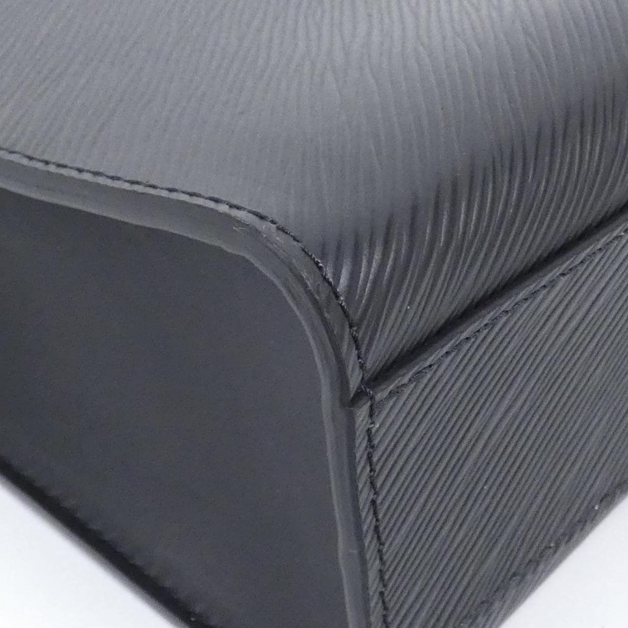 LOUIS VUITTON M58658 Bag Epi 黑色 Epi 中古品A - 縮圖 3