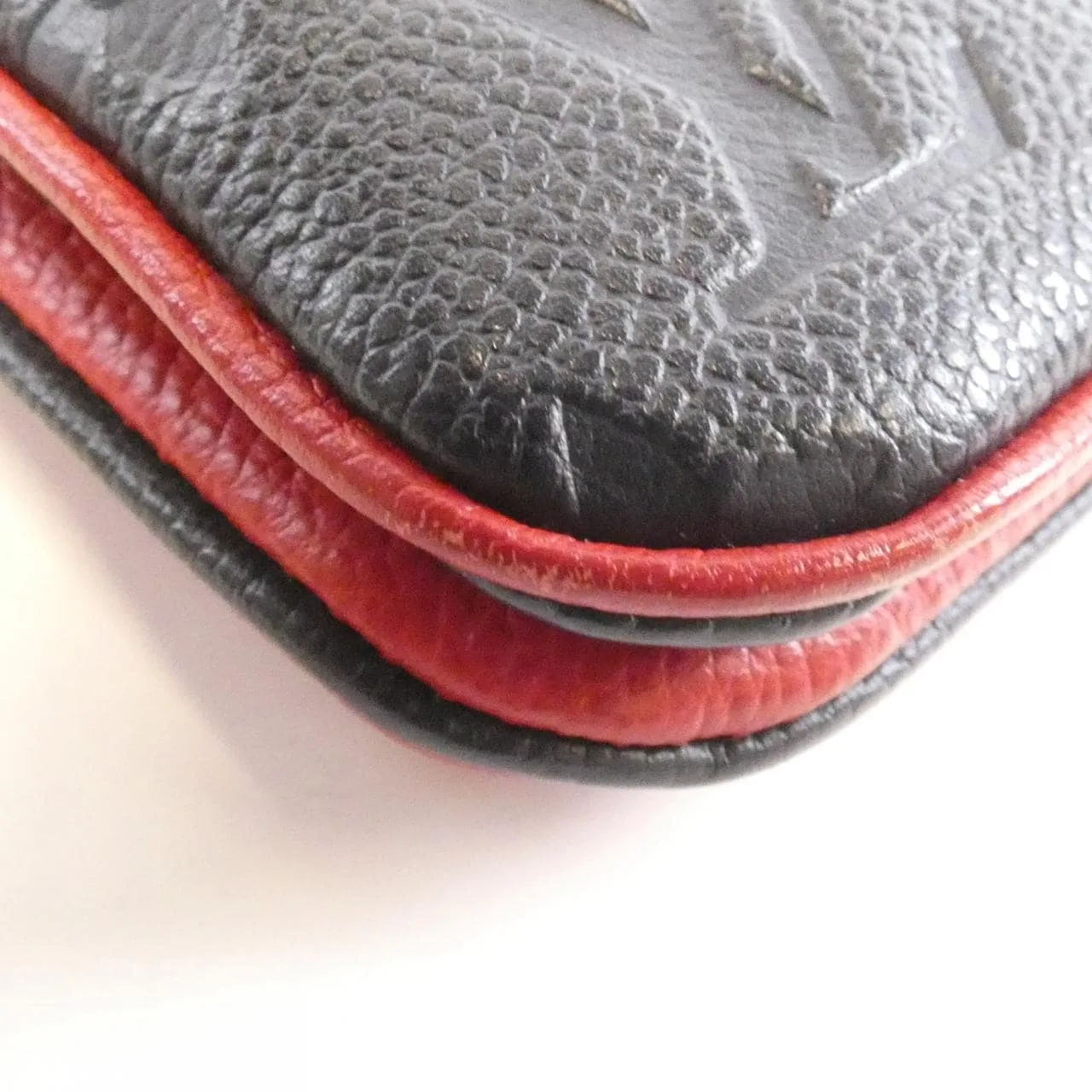 LOUIS VUITTON Pochette M63916 Shoulder Monogram Rouge Monogram - Thumbnail 3