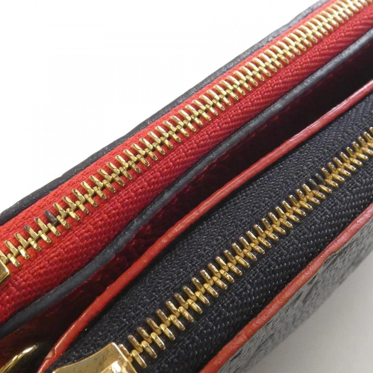 LOUIS VUITTON Pochette M63916 Shoulder Monogram Rouge Monogram - Thumbnail 4