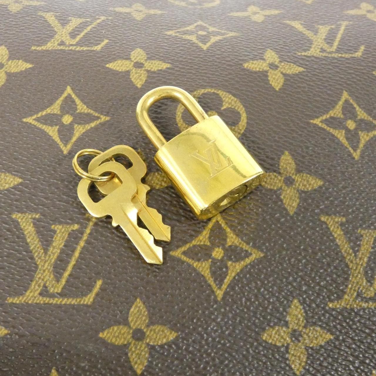 LOUIS VUITTON Keepall M41426 Boston Bag Monogram 黑色 Monogram 中古品A - 縮圖 4