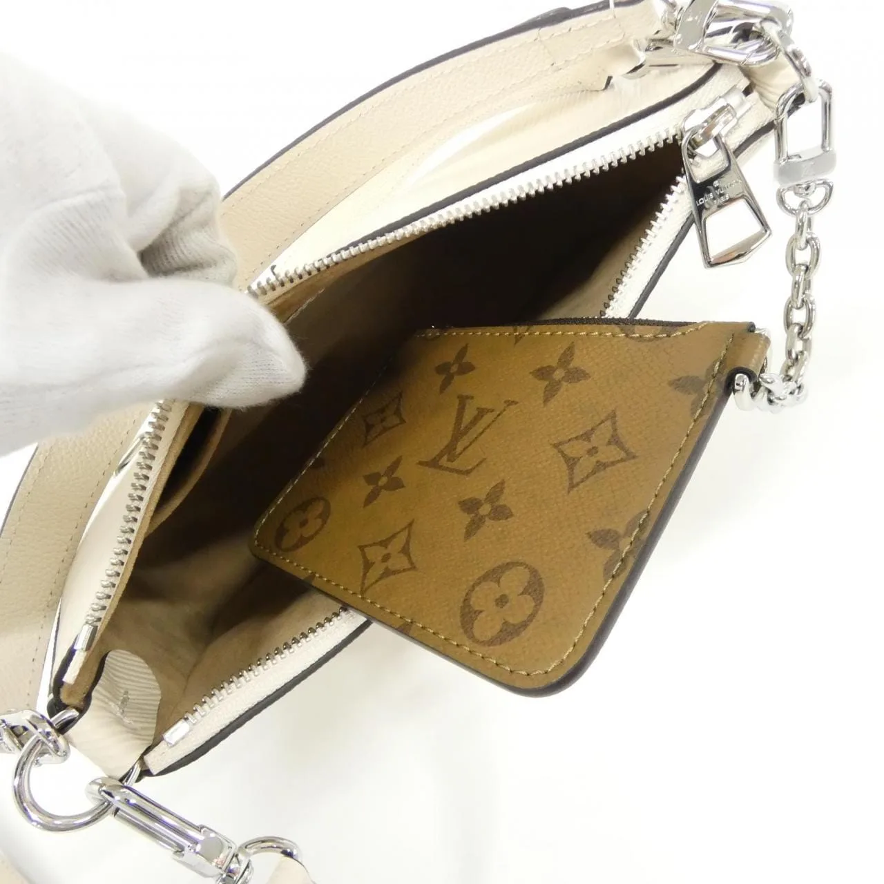LOUIS VUITTON M80688 Shoulder Epi 黑色 Epi 中古品A - 縮圖 8