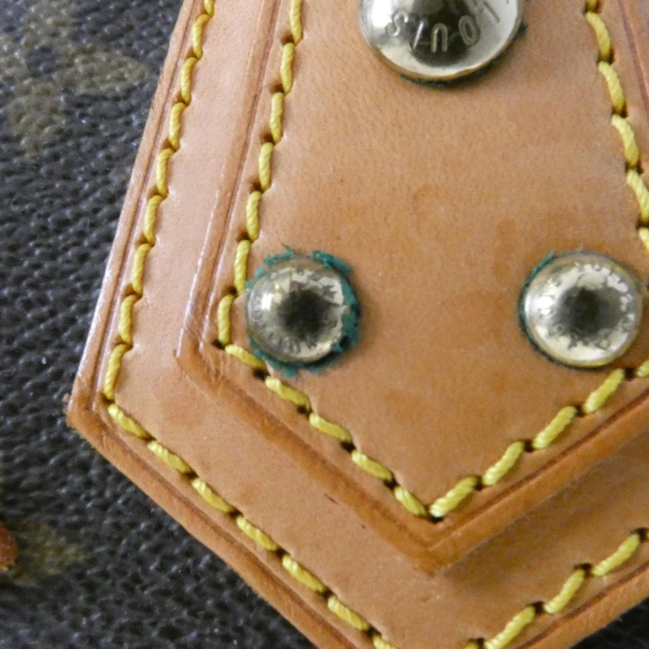 LOUIS VUITTON M40025 Handbag Monogram Black Monogram Rank B - Thumbnail 6