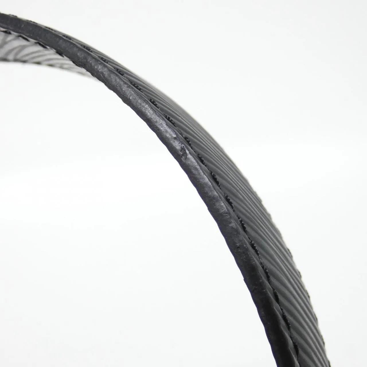 LOUIS VUITTON Twist M52891 Shoulder Epi Black Epi - Thumbnail 8