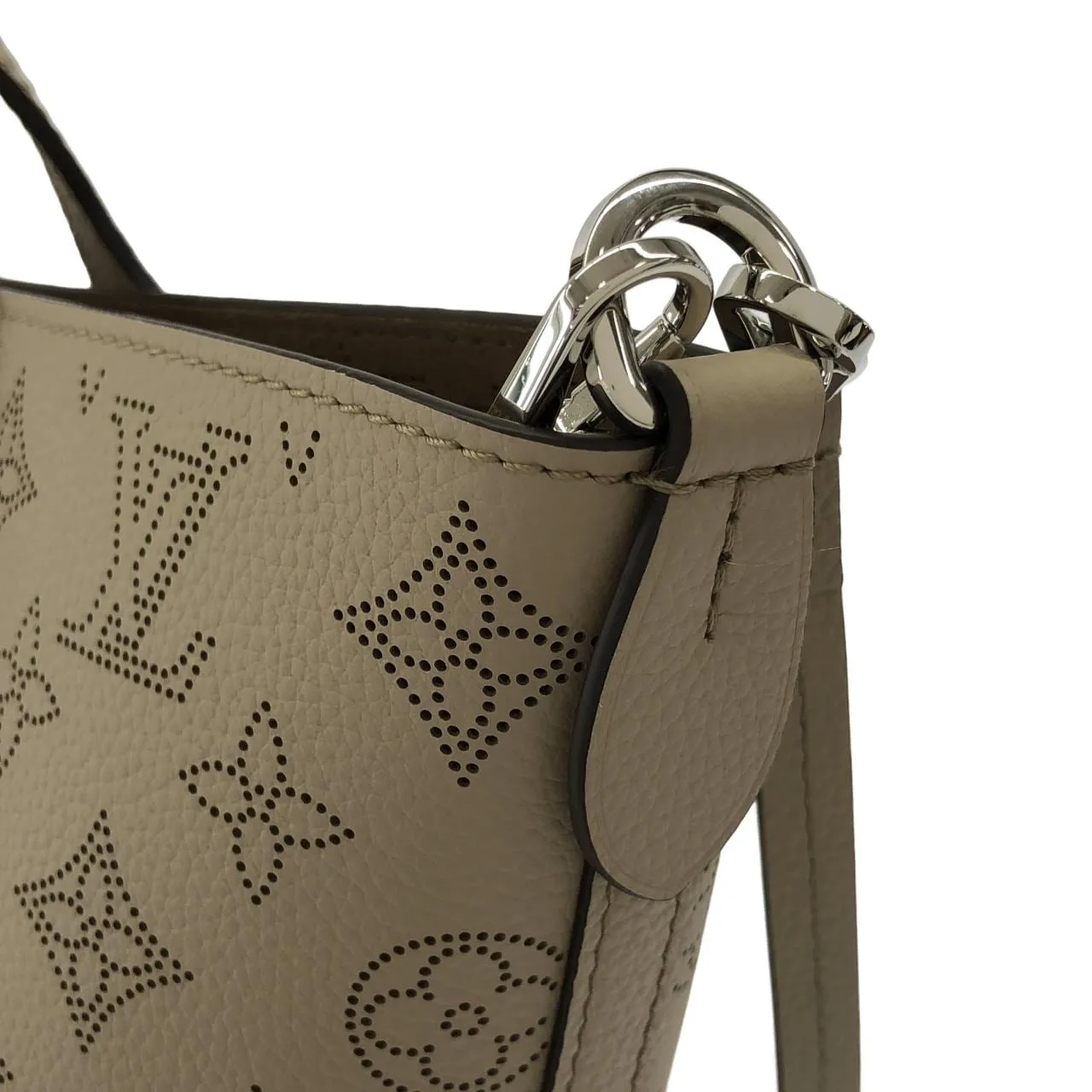 LOUIS VUITTON Mahina M21849 Handbag Black Rank A - Thumbnail 5