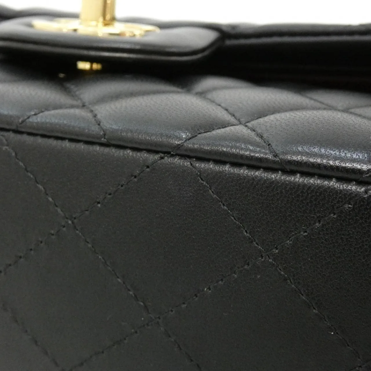 CHANEL Matelasse 1113 Shoulder Lambskin Black Lambskin Rank A - Thumbnail 3