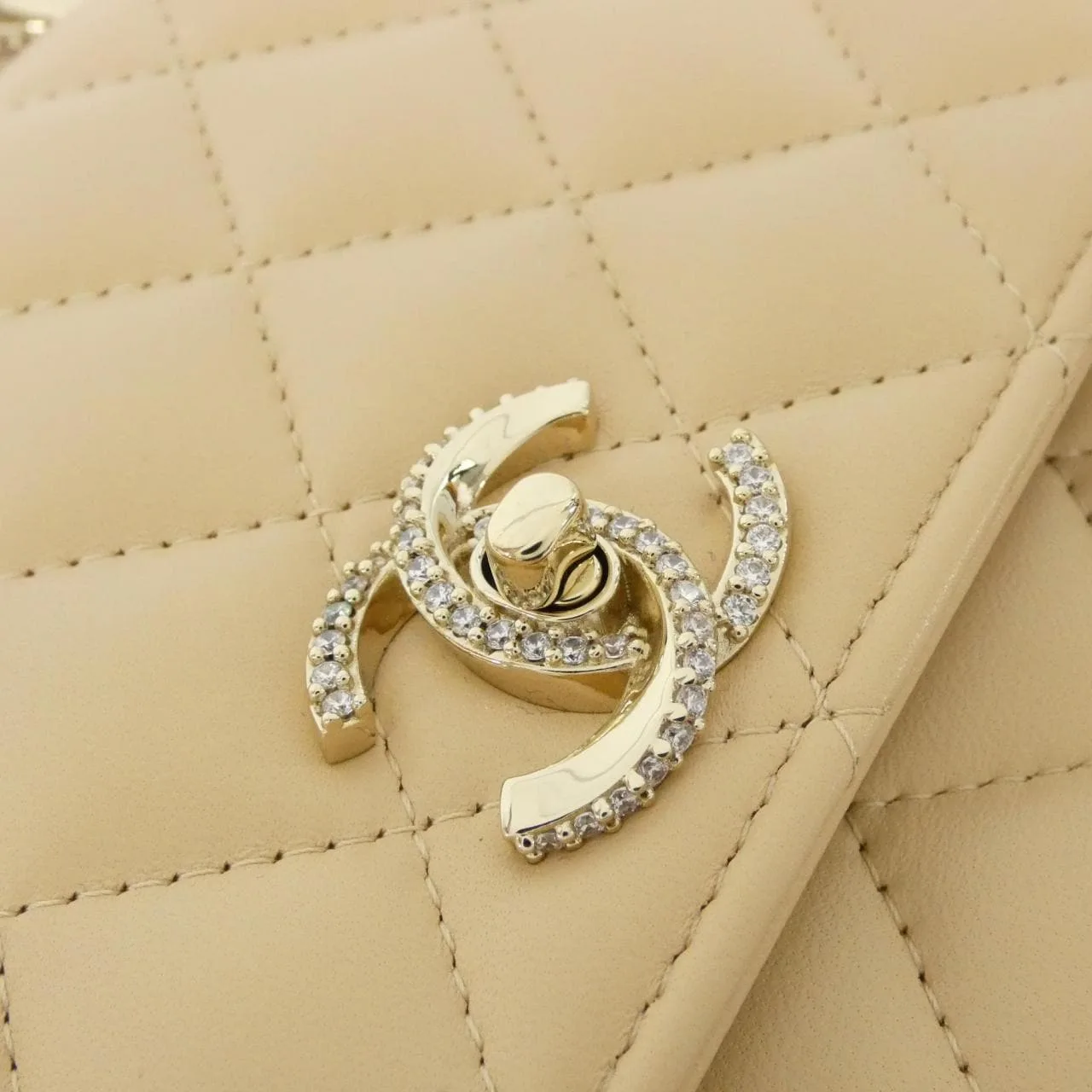 CHANEL AP4292 Wallet Lambskin Beige Lambskin Rank A - Thumbnail 4