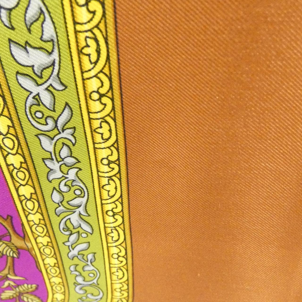 HERMES Scarf 3