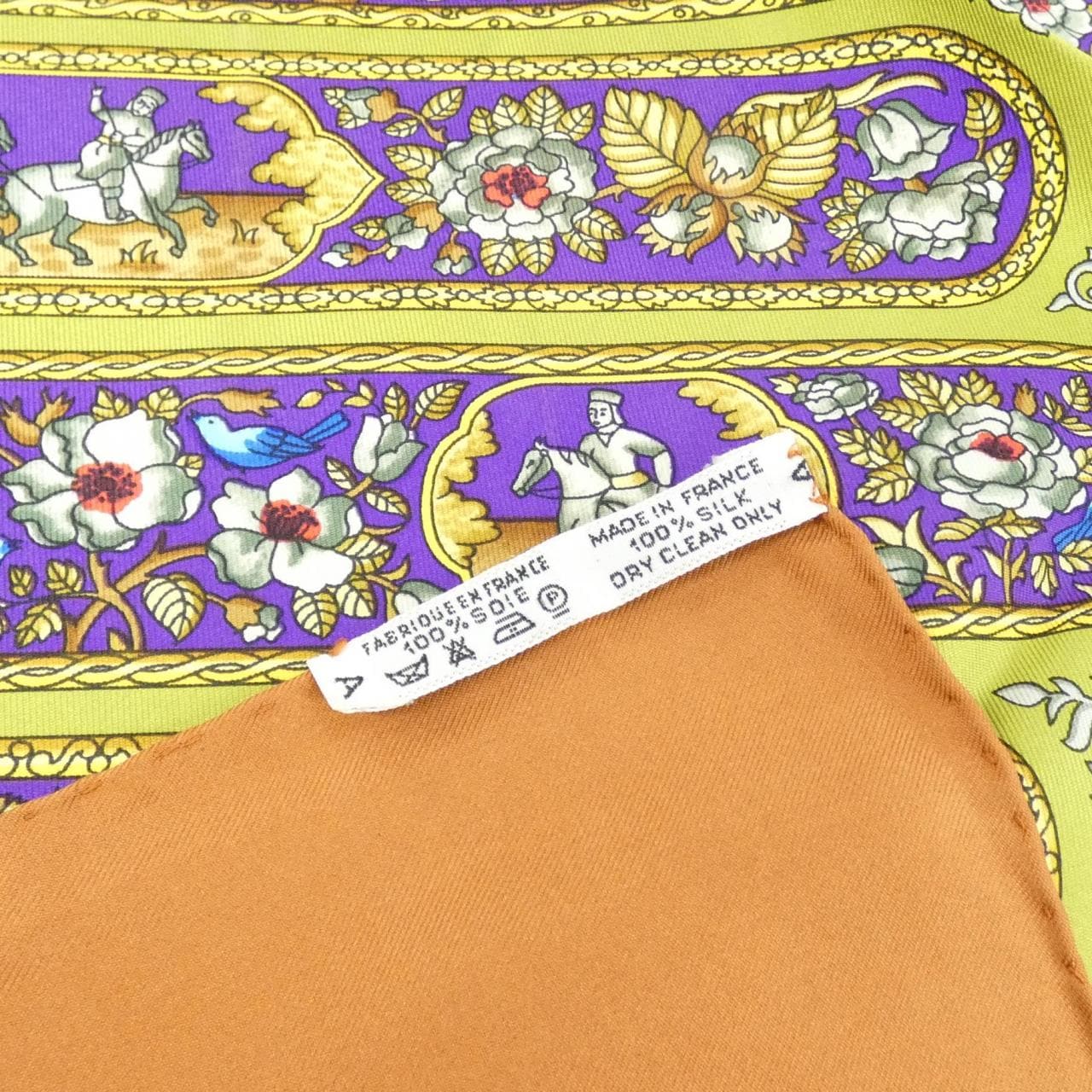 HERMES Scarf 4