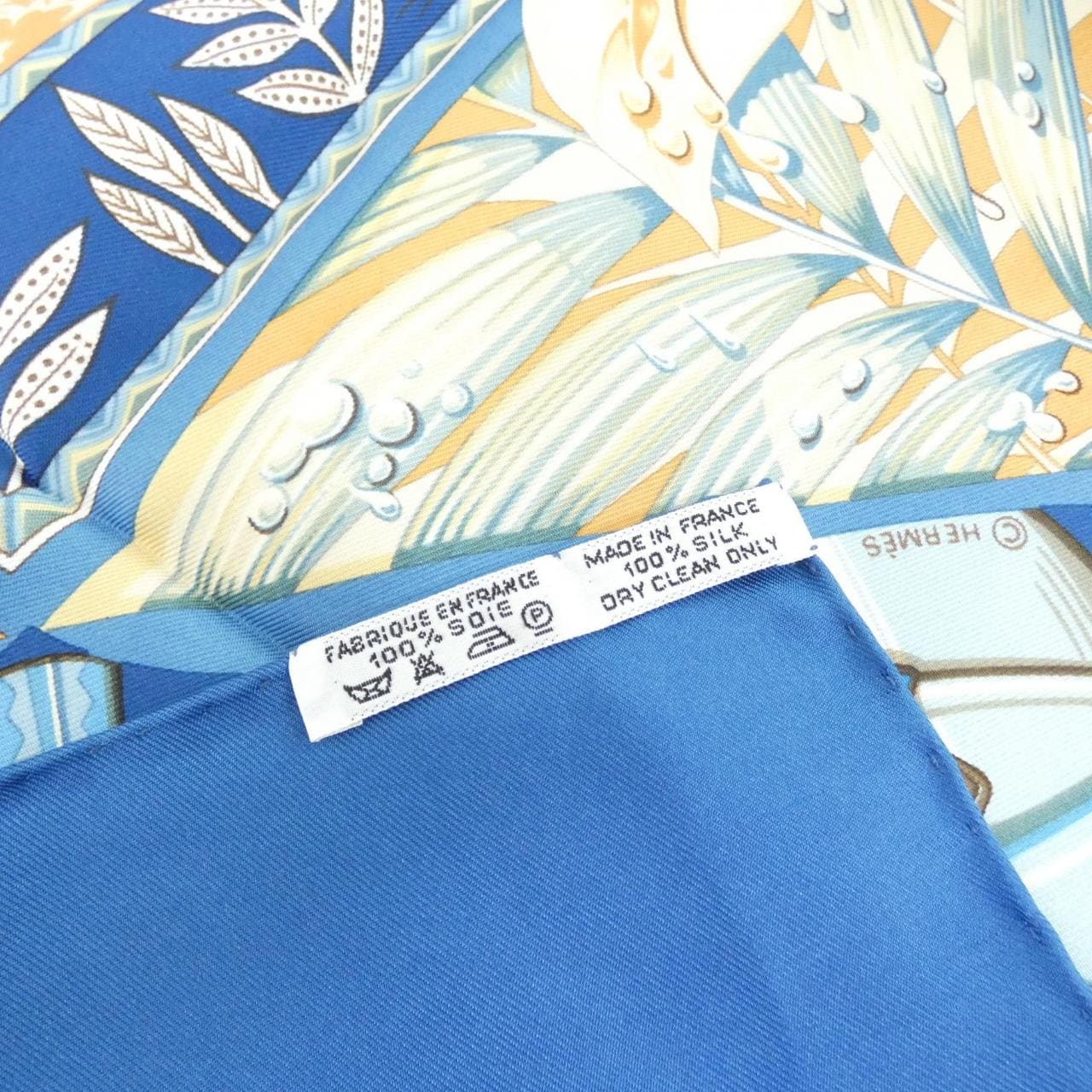 HERMES Scarf 3