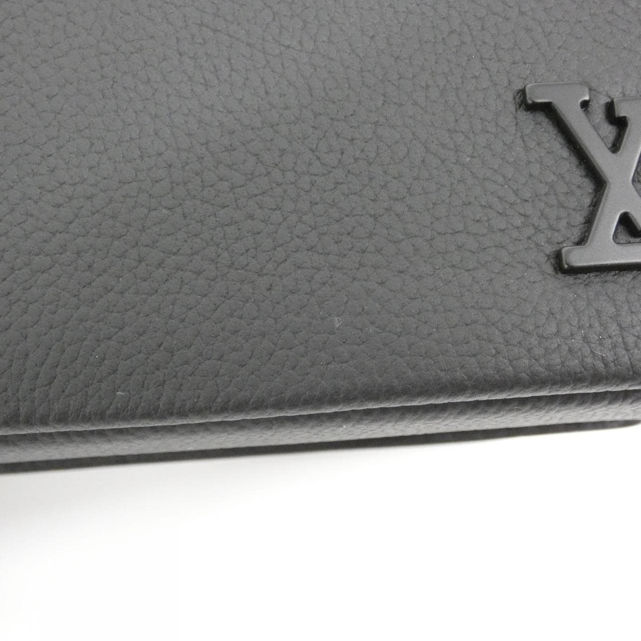 LOUIS VUITTON M82085 肩背包 羊皮 4