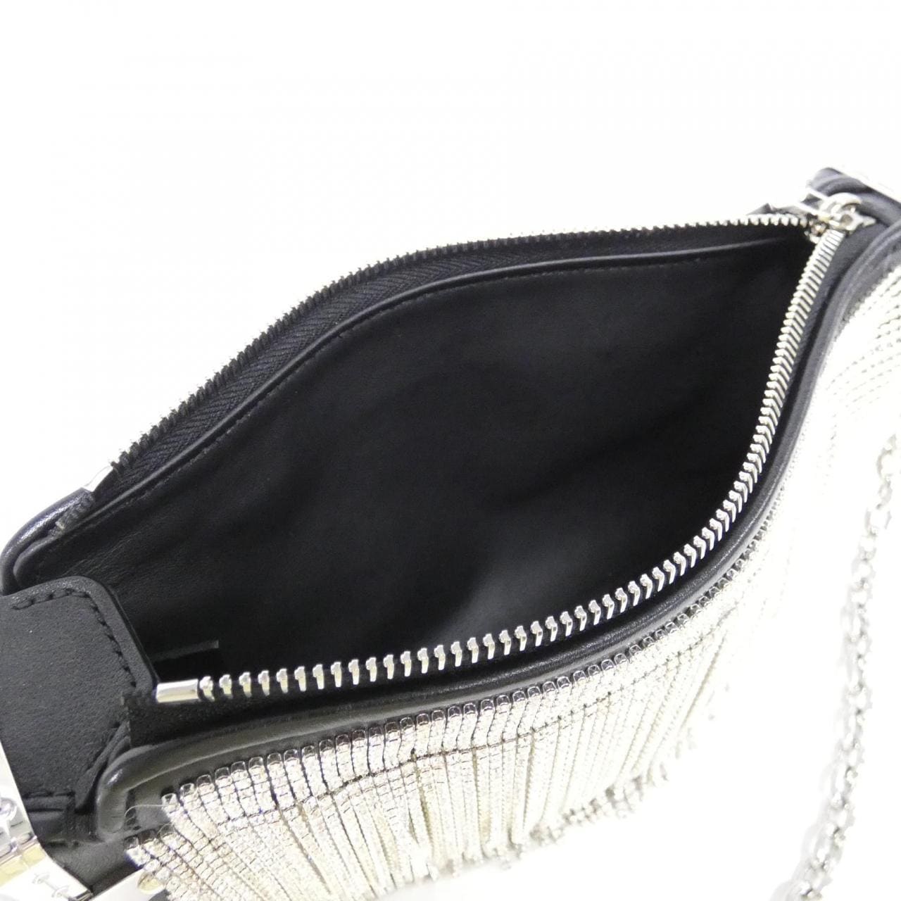 LOUIS VUITTON M14850 Handbag 5