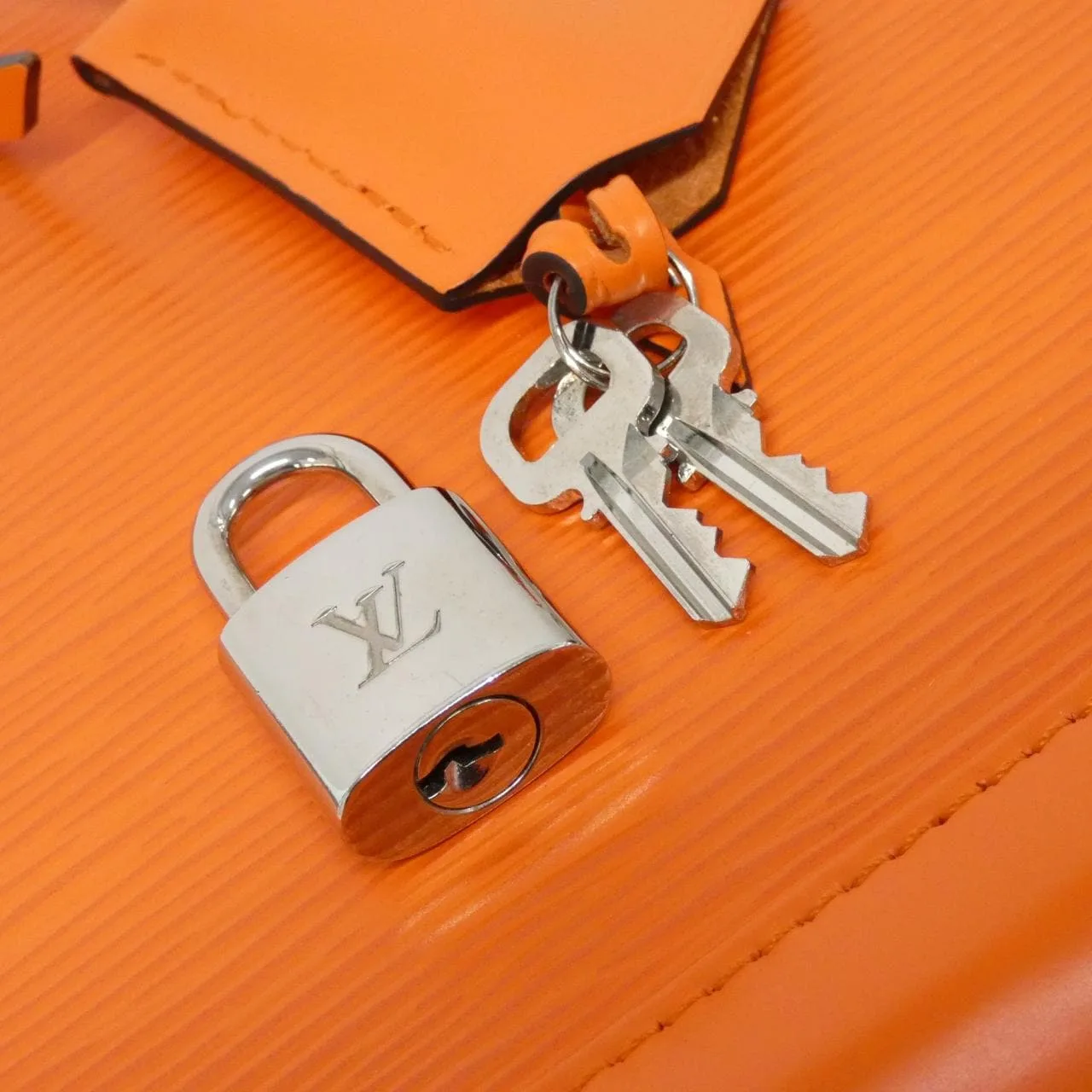 LOUIS VUITTON Alma M57429 Handbag Epi 橙色 Epi 中古品A - 縮圖 4