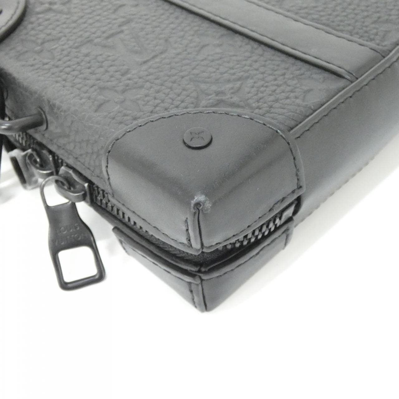 LOUIS VUITTON Soft Trunk M80224 Shoulder Bag Monogram 黑色 Monogram 中古品A - 縮圖 3