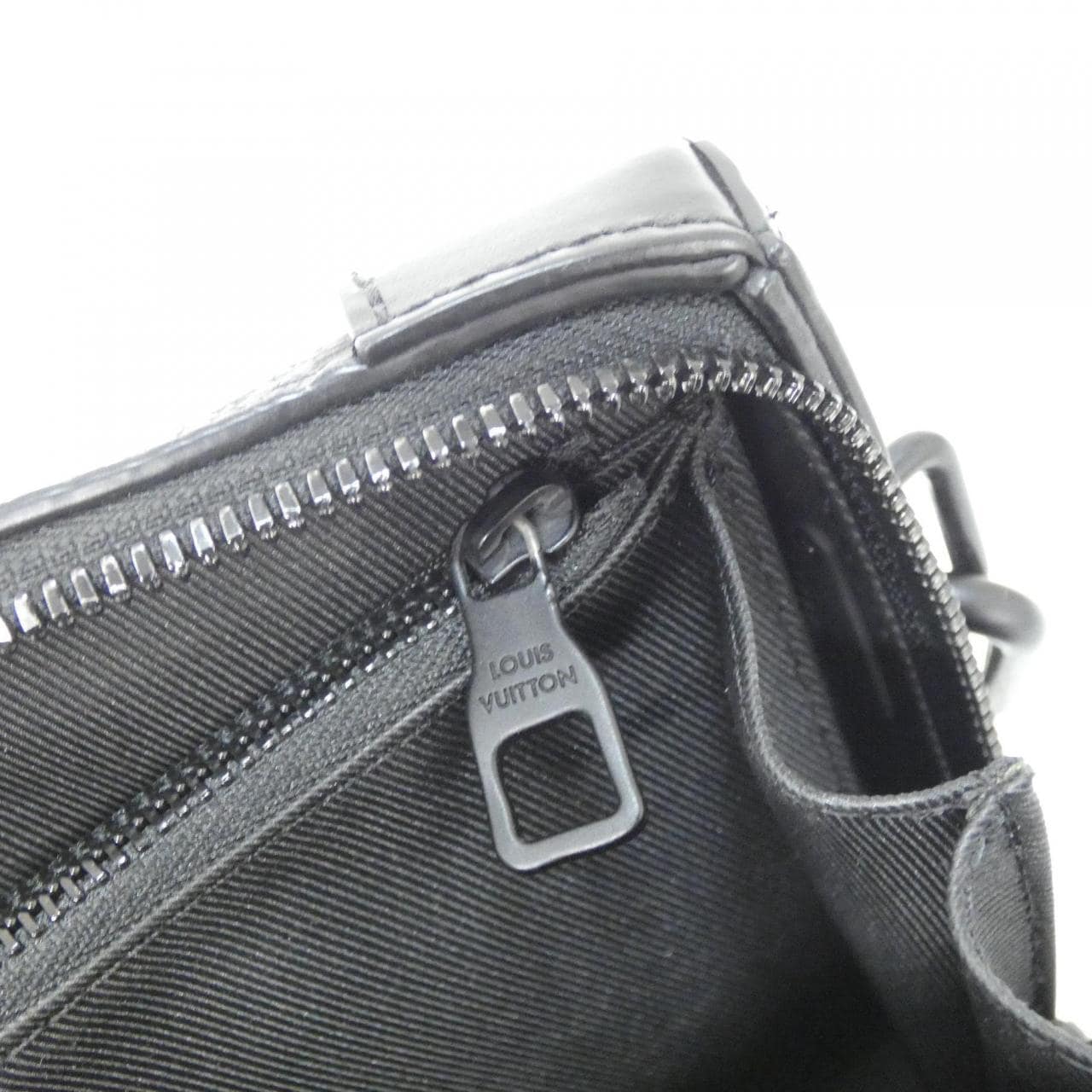 LOUIS VUITTON Soft Trunk M80224 Shoulder Bag Monogram 黑色 Monogram 中古品A - 縮圖 8