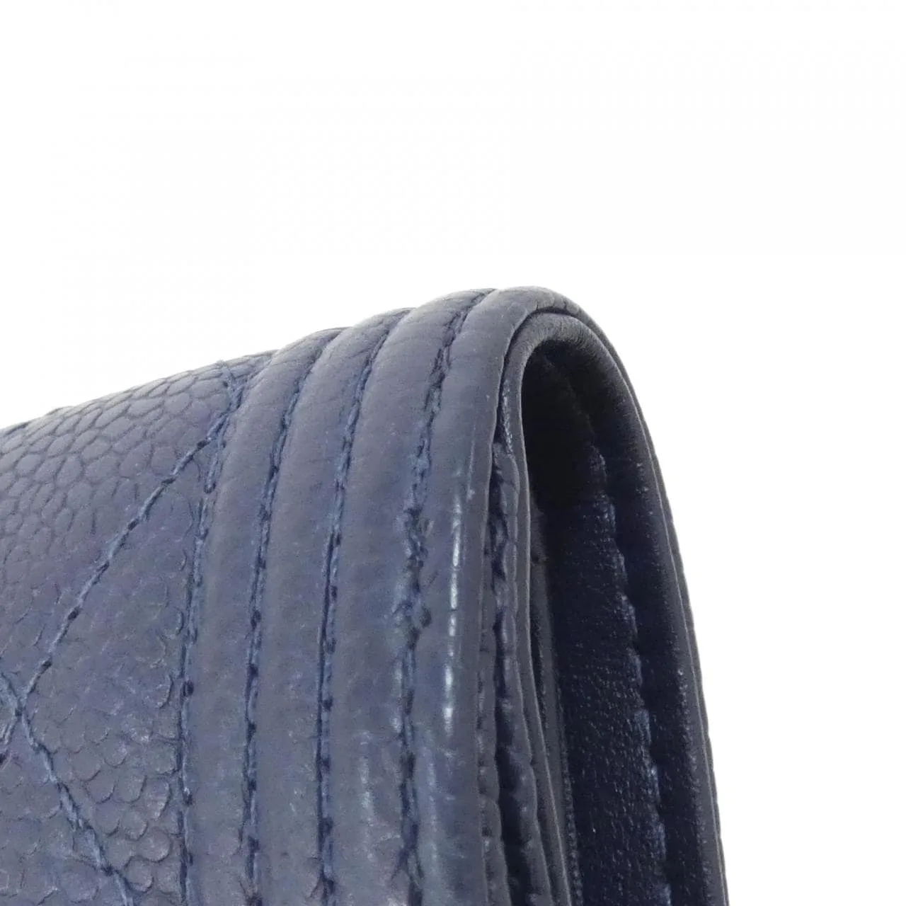 CHANEL Boy Chanel Wallet Caviar Leather 深藍色 Caviar Leather 中古品A - 縮圖 4