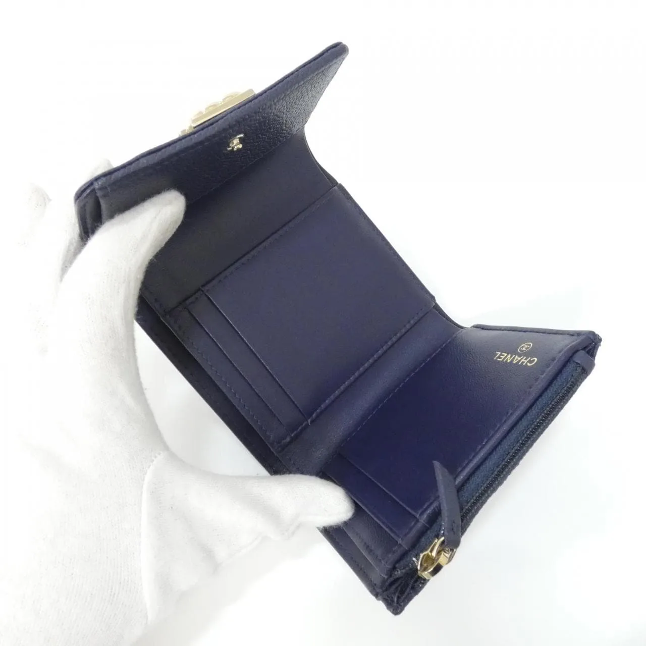 CHANEL Boy Chanel Wallet Caviar Leather 深藍色 Caviar Leather 中古品A - 縮圖 6