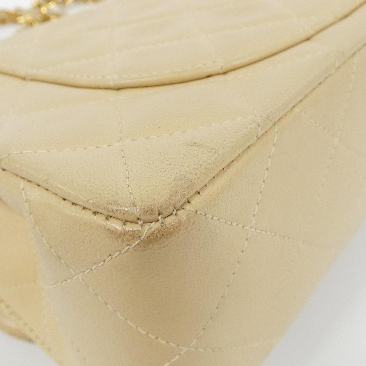 CHANEL Matelasse 1113 Shoulder Lambskin Beige Lambskin - Thumbnail 3