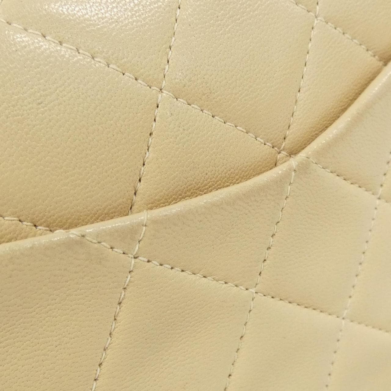 CHANEL Matelasse 1113 Shoulder Lambskin Beige Lambskin - Thumbnail 4