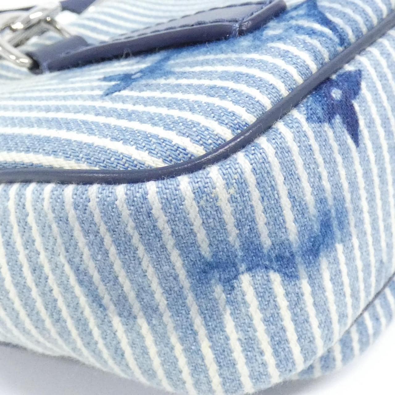 LOUIS VUITTON Pochette M80462 Shoulder Monogram 深藍色 Monogram 中古品A - 縮圖 2